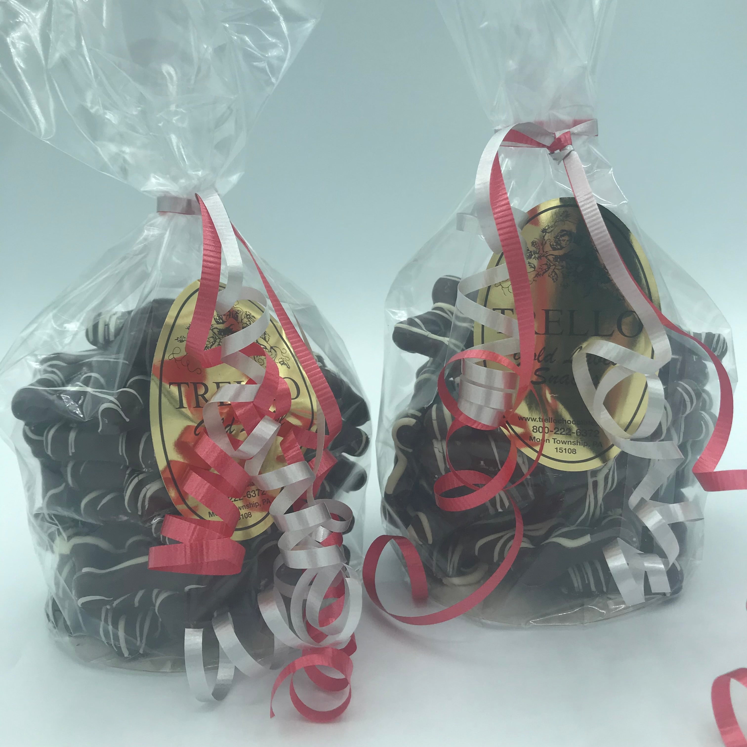 Dark Chocolate Snowflake Pretzels with White String